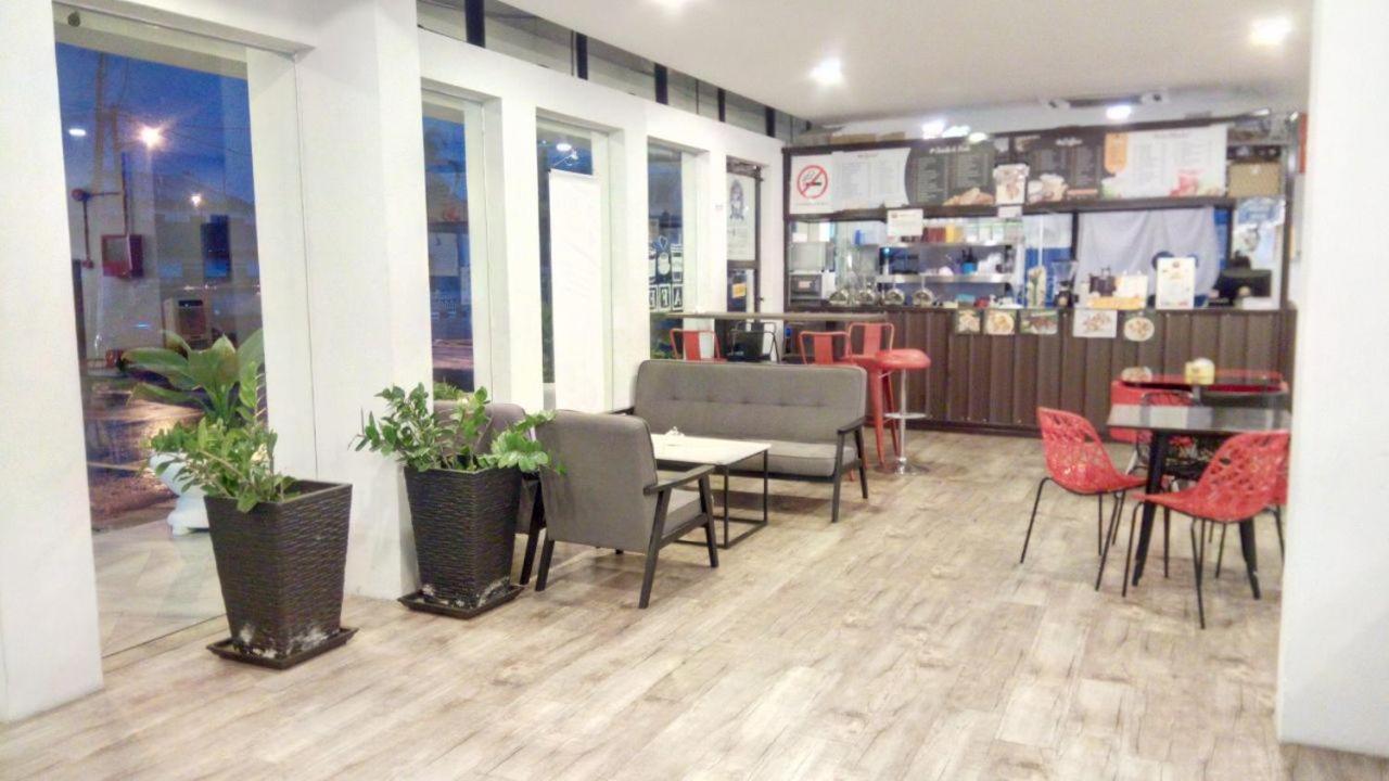 See Foo Hotel Bidur Екстер'єр фото